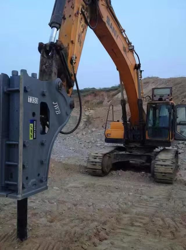 JWB3200 (SB121) Hydraulic Breaker